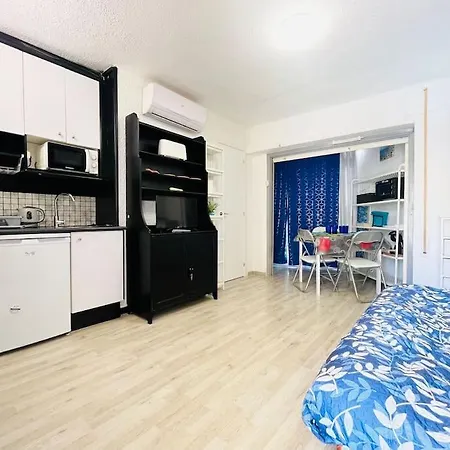 Apartment Pequeno Apto. Familiar A Pasos Del Mar Salou