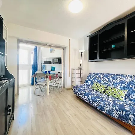 Apartment Pequeno Apto. Familiar A Pasos Del Mar *